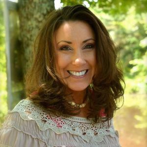 Meet your Posher, Alecia